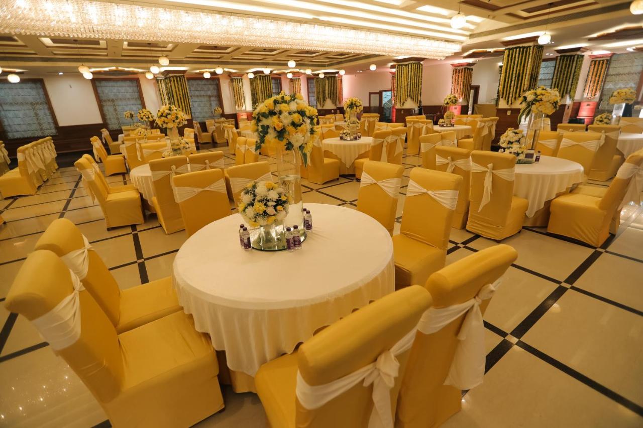 Hotel Saffron Leaf Dehradun Zewnętrze zdjęcie
