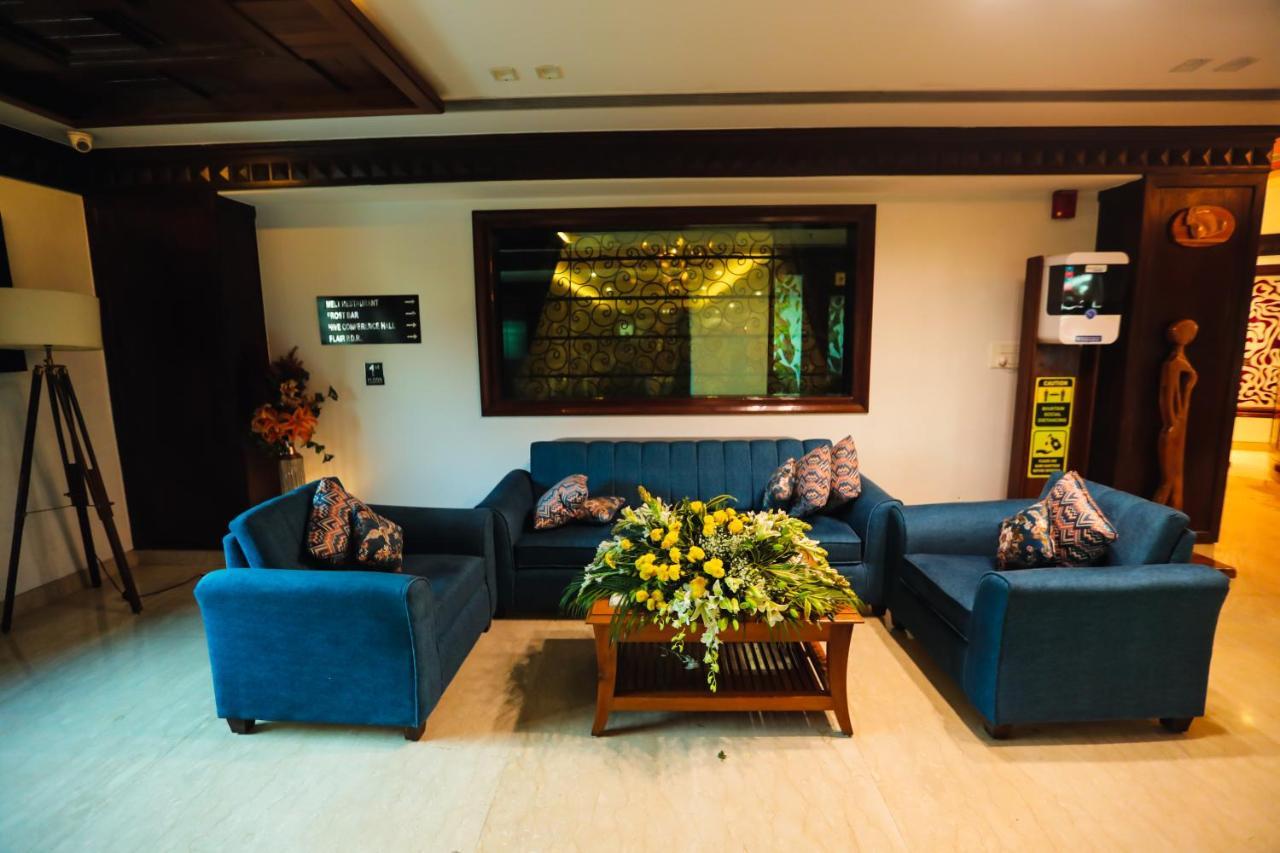 Hotel Saffron Leaf Dehradun Zewnętrze zdjęcie