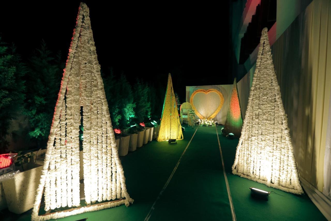 Hotel Saffron Leaf Dehradun Zewnętrze zdjęcie